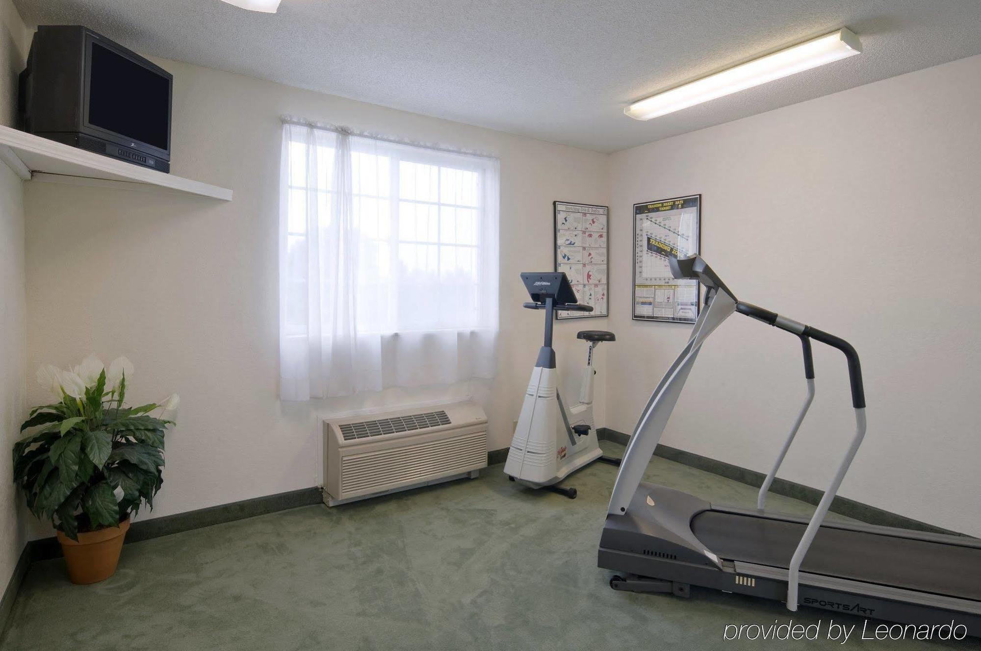 Extended America - Kansas - Airport - Tiffany Springs Hotel 2*