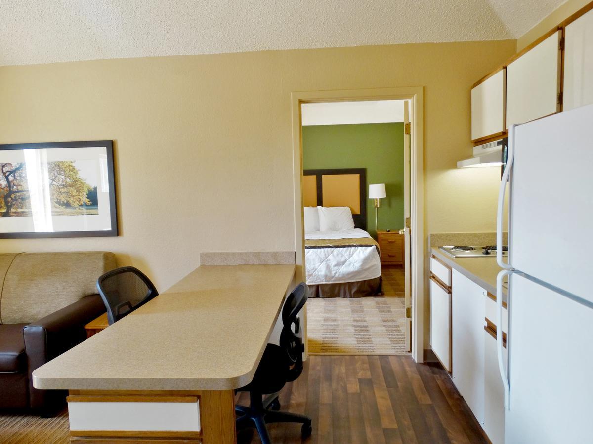 Extended America - Kansas - Airport - Tiffany Springs Hotel Kansas City